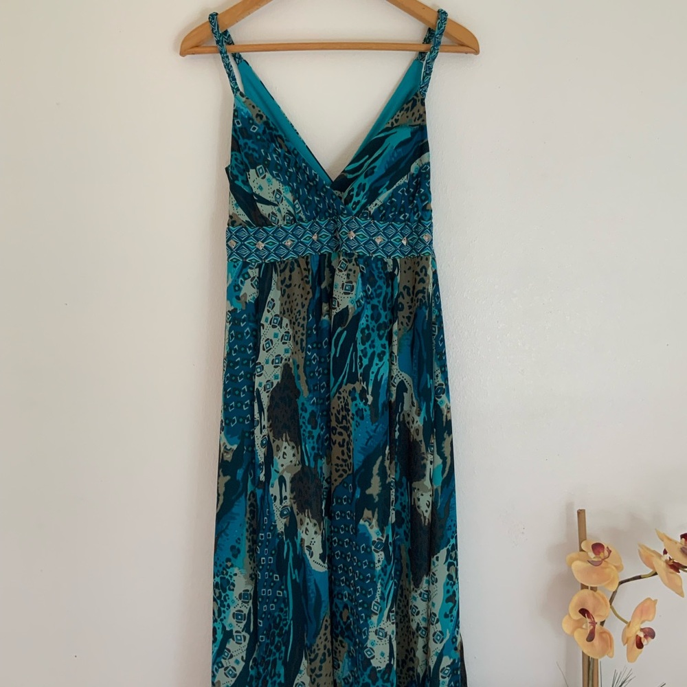 NWT Beautiful Maxi with Braided Strap in Shades of Blue and Tan